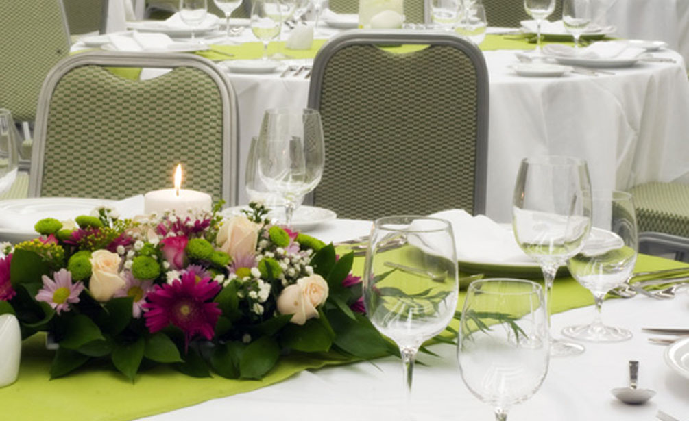Κοκτέιλ parties, δεξιώσεις, BBQ parties, βαφτίσεις, a la carte δείπνα, ιδιωτικά γεύματα ή ιδιαίτεροι εορτασμοί.